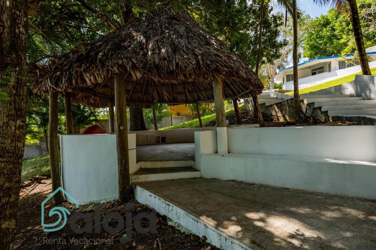 Villa Xtohil With Private Access To The Magic 7 Colors Lagoon Bacalar Zewnętrze zdjęcie