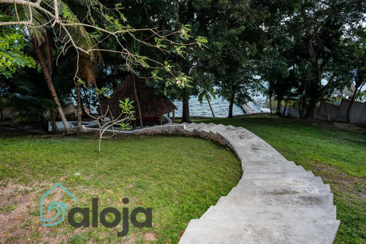 Villa Xtohil With Private Access To The Magic 7 Colors Lagoon Bacalar Zewnętrze zdjęcie
