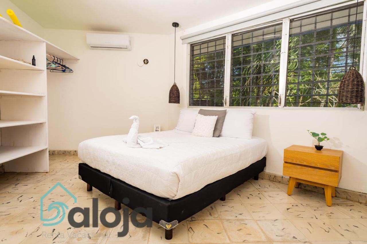 Villa Xtohil With Private Access To The Magic 7 Colors Lagoon Bacalar Zewnętrze zdjęcie